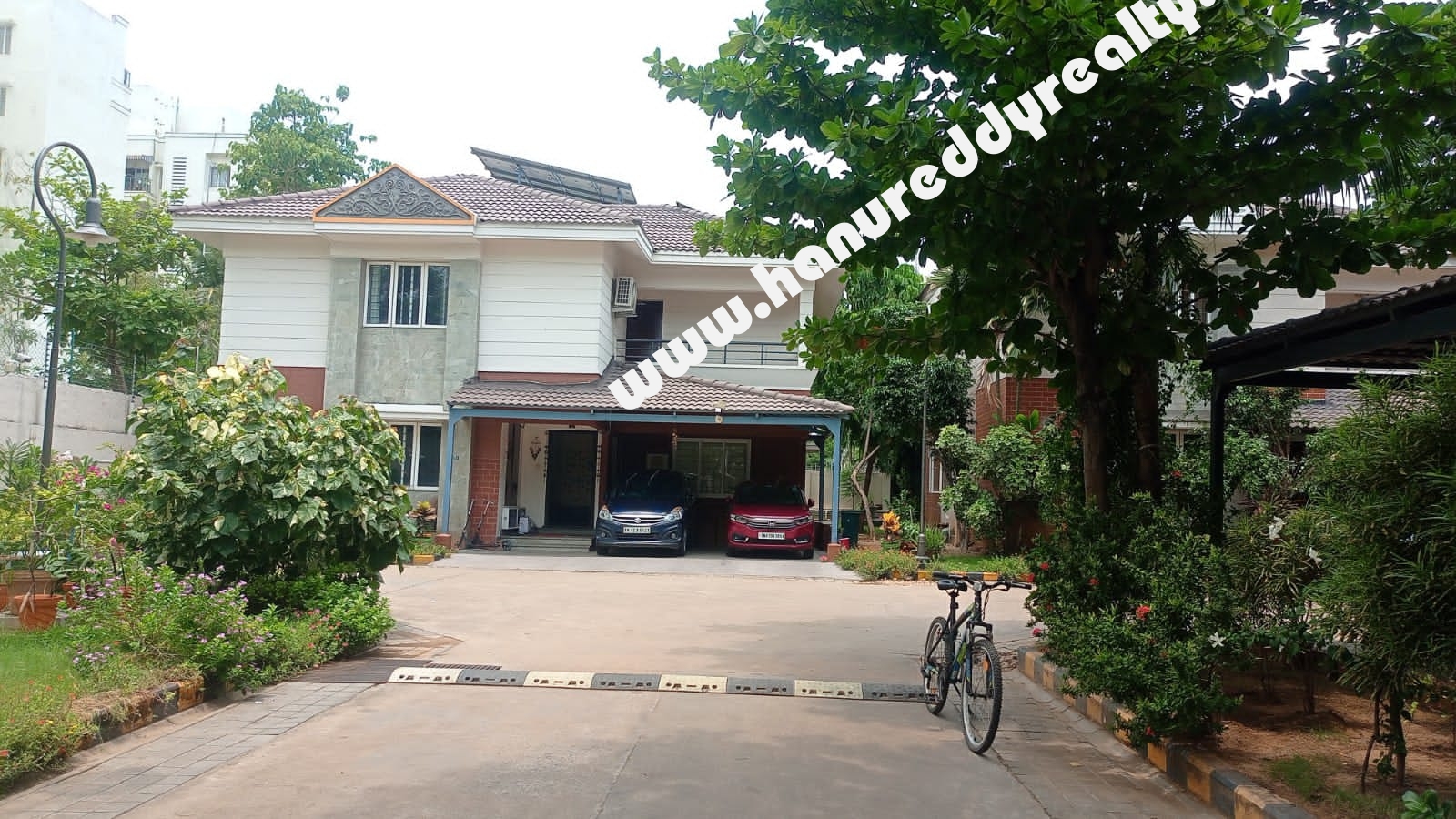 Duplex House for Sale at PerumbakkamChennai Hanu Reddy Realty